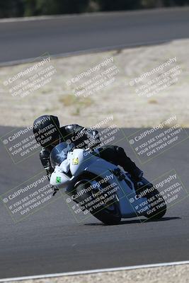 media/Sep-21-2025-TrackDaz (Sun) [[277c75b276]]/C Group/1140pm (Turn 3)/